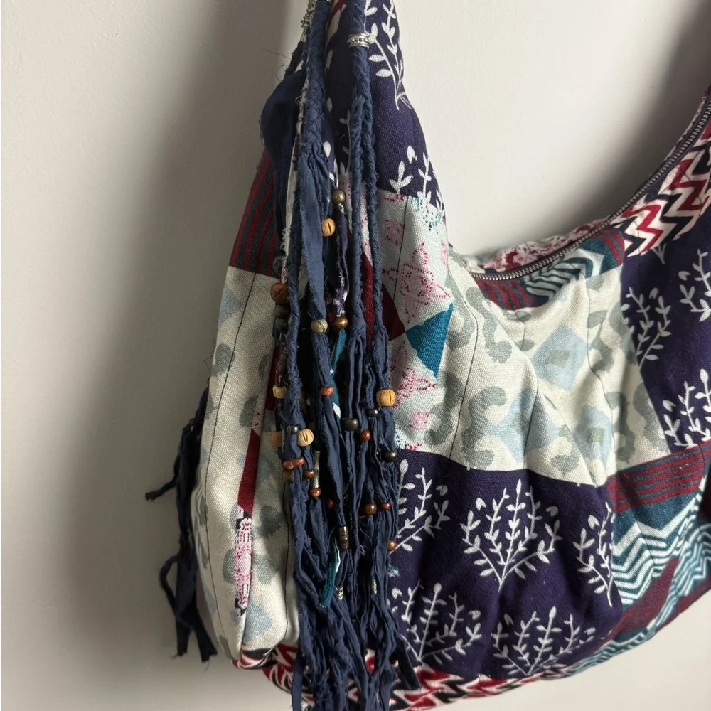 Free People blue and red patchwork hobo style bag - Picture 3 of 6